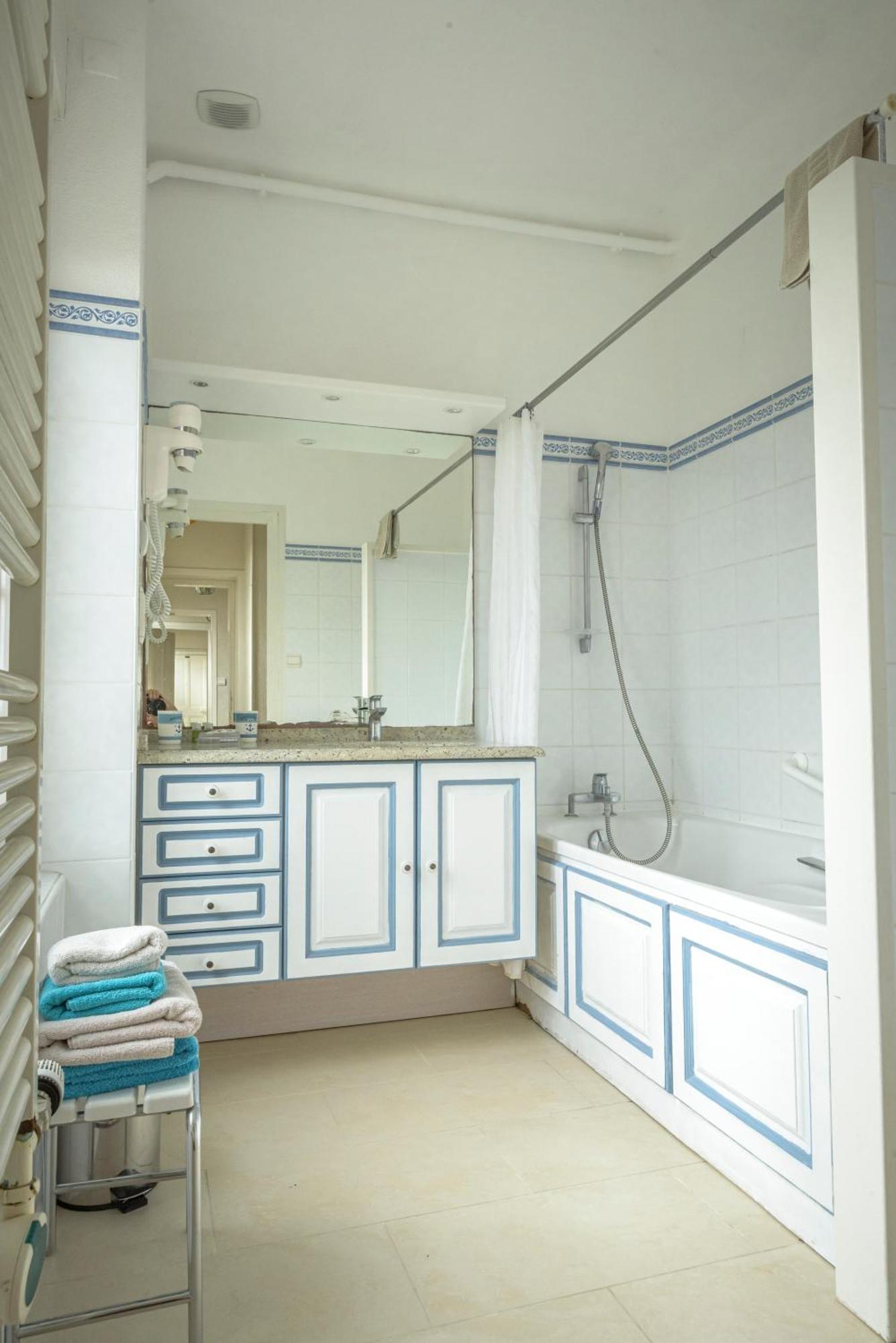 Maison Studios & Appartements Les 4 Vents لوك-سور-مير المظهر الخارجي الصورة