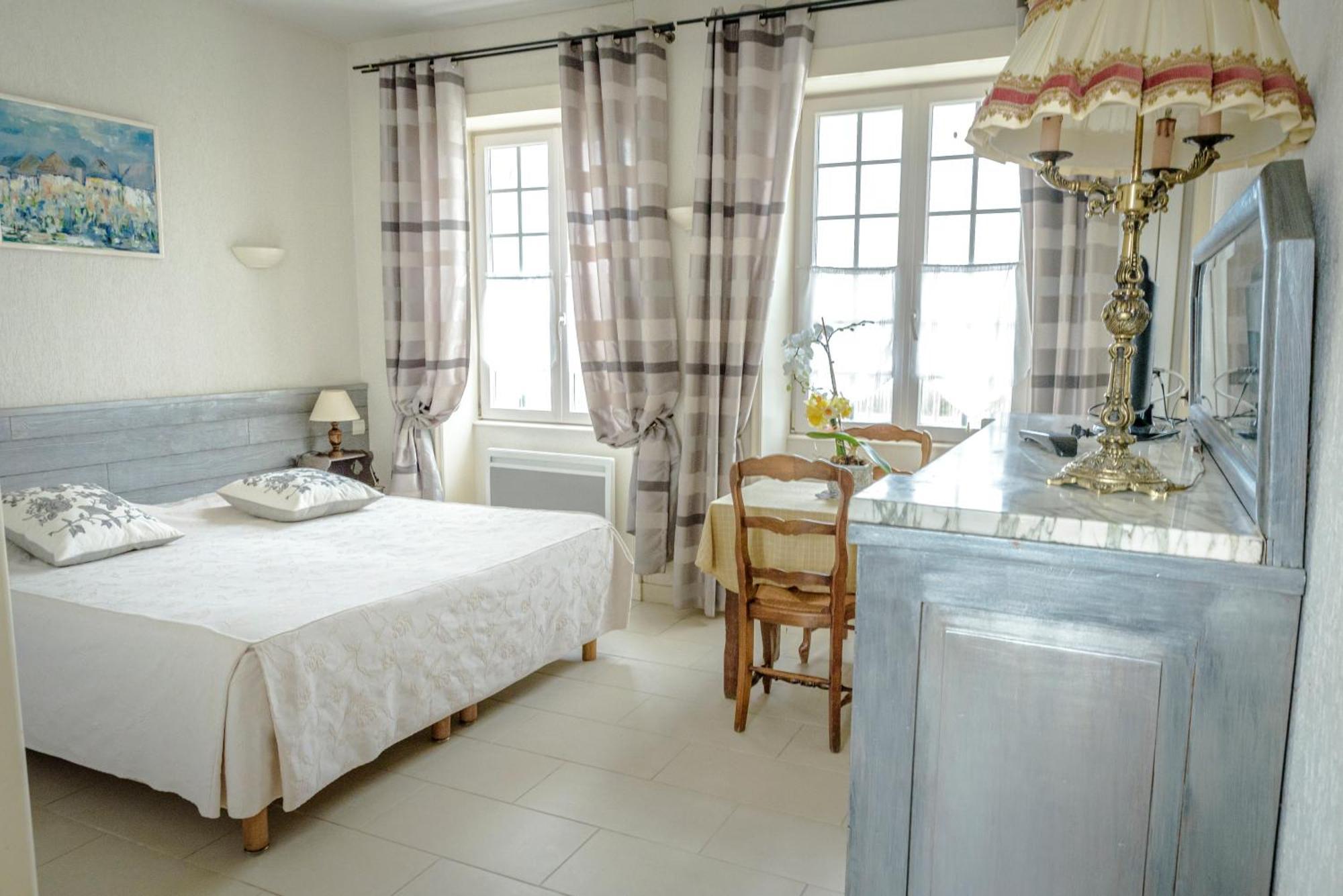 Maison Studios & Appartements Les 4 Vents لوك-سور-مير المظهر الخارجي الصورة